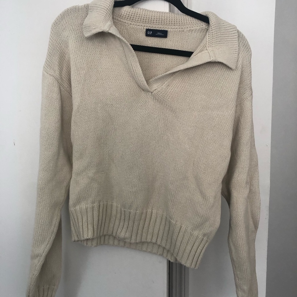 GAP Cream Collared V-Neck Knit Sweater